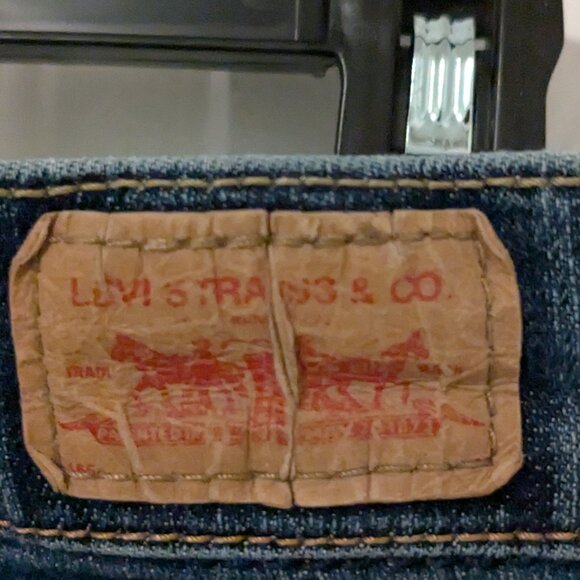 Levi's curvy cut 528 jeans size 7 low rise - Picture 7 of 10
